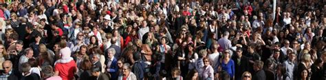 Une population ouverte et cosmopolite .